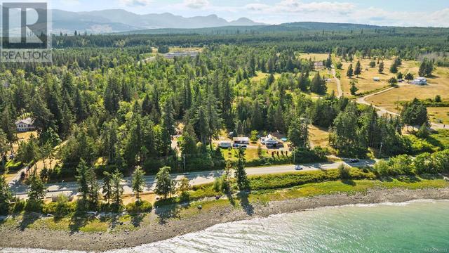 6249 Island Hwy, House detached with 3 bedrooms, 3 bathrooms and 8 parking in Comox Valley A BC | Image 74