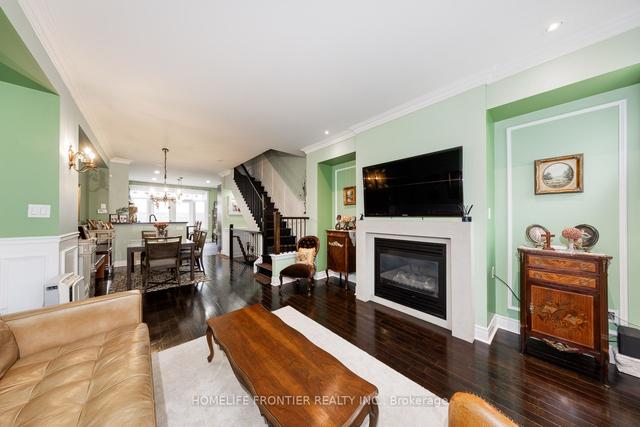 43 Lobo Mews, House attached with 3 bedrooms, 3 bathrooms and 2 parking in Toronto ON | Image 20