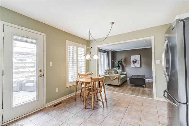 2238 Casselman Court, House detached with 3 bedrooms, 2 bathrooms and 2 parking in Burlington ON | Image 4