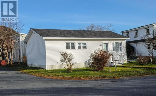 41 Swans Road, House detached with 3 bedrooms, 1 bathrooms and null parking in Placentia NL | Image 3
