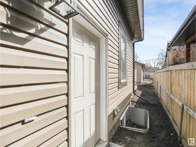 10945 73 Av Nw, House semidetached with 4 bedrooms, 4 bathrooms and 2 parking in Edmonton AB | Image 55