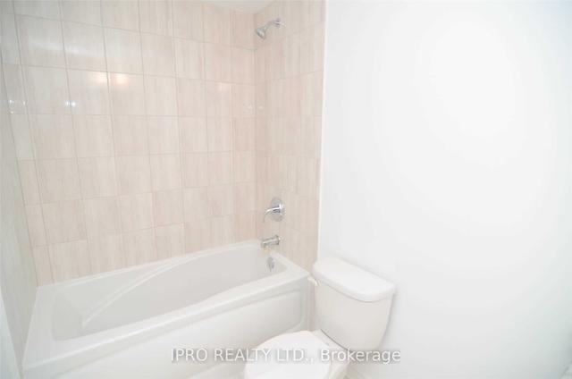 102 - 1 Falaise Rd, Condo with 1 bedrooms, 1 bathrooms and 0 parking in Toronto ON | Image 2