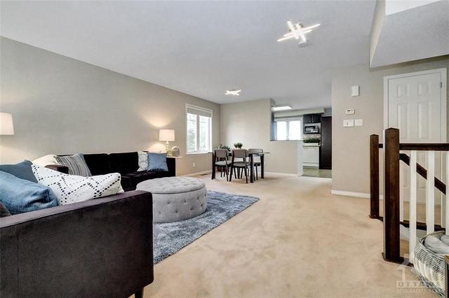 549 Reardon Private, House attached with 2 bedrooms, 2 bathrooms and 2 parking in Ottawa ON | Image 7