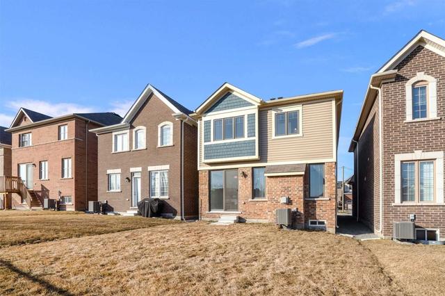 193 Westfield Dr, House detached with 4 bedrooms, 3 bathrooms and 2 parking in Whitby ON | Image 35