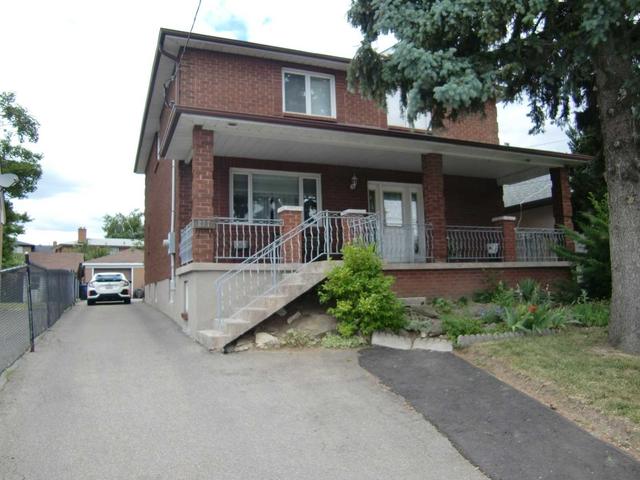 277 Culford Rd, House detached with 3 bedrooms, 3 bathrooms and 6 parking in Toronto ON | Card Image