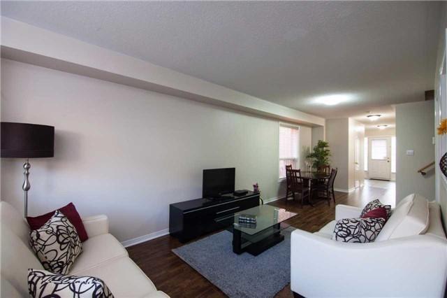 117 - 6399 Spinnaker Circ, Townhouse with 3 bedrooms, 3 bathrooms and 2 parking in Mississauga ON | Image 3