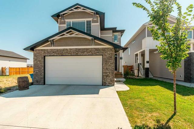 325 Rivergrove Chase W, House detached with 3 bedrooms, 2 bathrooms and 2 parking in Lethbridge AB | Image 2