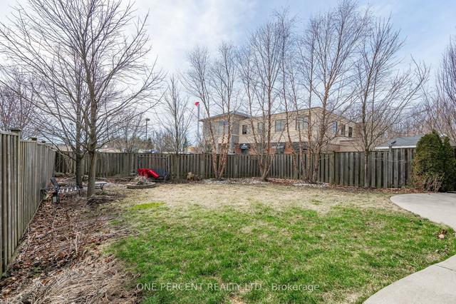 60 Whiterock Ave, House detached with 3 bedrooms, 3 bathrooms and 8 parking in Hamilton ON | Image 26