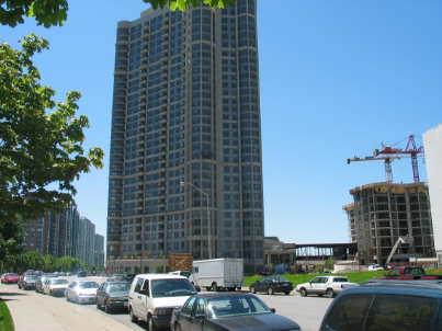 705 - 3880 Duke Of York Blvd, Condo with 2 bedrooms, 2 bathrooms and 1 parking in Mississauga ON | Image 1