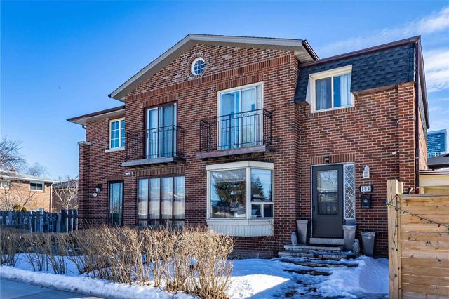 109 Old Sheppard Ave, House semidetached with 4 bedrooms, 3 bathrooms and 4 parking in Toronto ON | Image 1