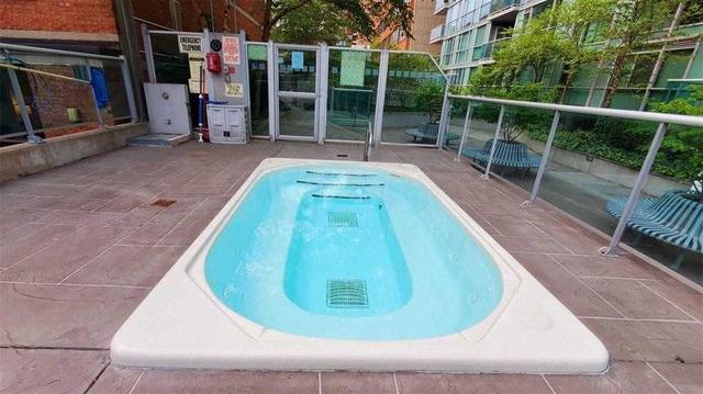 1013 - 96 St. Patrick St, Condo with 1 bedrooms, 1 bathrooms and 0 parking in Toronto ON | Image 7