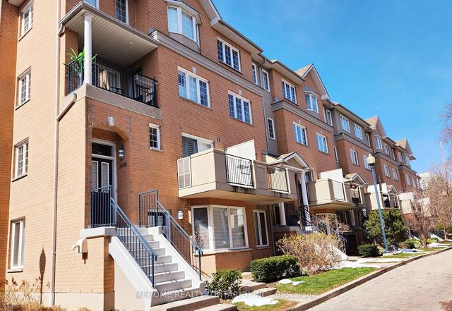 1501 - 28 Sommerset Way, Townhouse with 2 bedrooms, 2 bathrooms and 1 parking in Toronto ON | Image 17