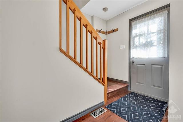 473 Eleventh Street E, Townhouse with 2 bedrooms, 1 bathrooms and 2 parking in Cornwall ON | Image 5