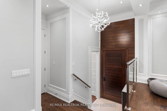 150 Norton Ave, House detached with 4 bedrooms, 5 bathrooms and 6 parking in Toronto ON | Image 12