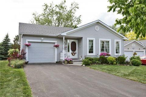 106 Kilroot Pl, House detached with 2 bedrooms, 2 bathrooms and 2 parking in Hamilton ON | Image 1