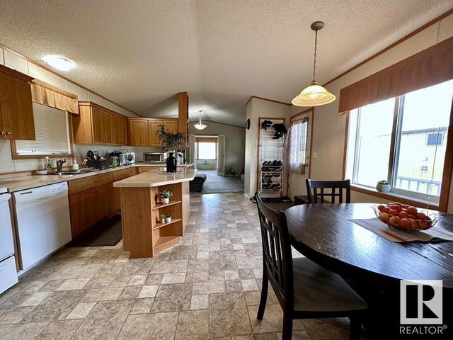 5115 52 Av, House detached with 3 bedrooms, 2 bathrooms and 2 parking in Wabamun AB | Image 9