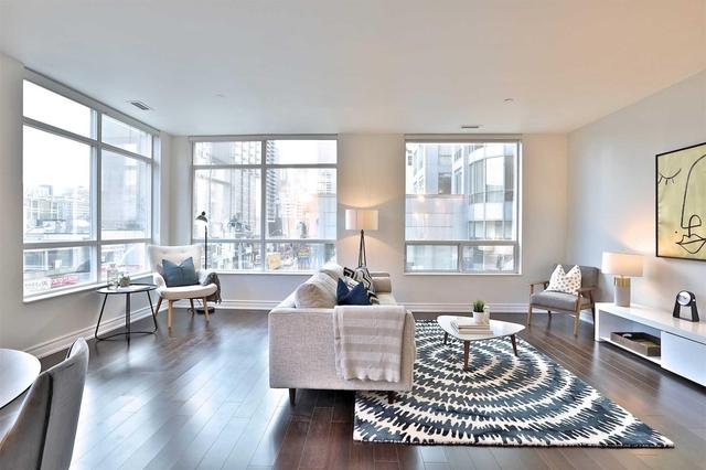 302 - 980 Yonge St, Condo with 2 bedrooms, 2 bathrooms and 1 parking in Toronto ON | Image 2