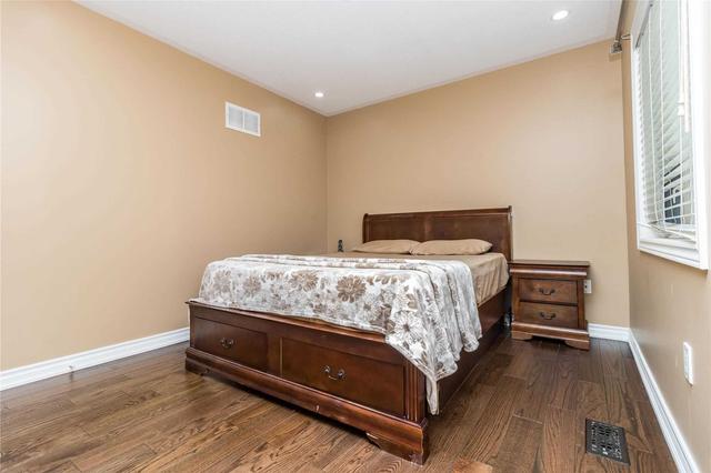 8 Timberglade Dr, House detached with 4 bedrooms, 5 bathrooms and 4 parking in Brampton ON | Image 13
