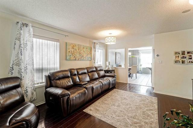 7376 Lowville Hts, House semidetached with 4 bedrooms, 4 bathrooms and 3 parking in Mississauga ON | Image 38