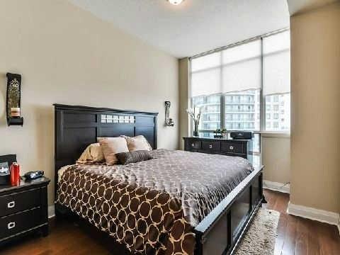 uph1 - 70 Absolute Ave, Condo with 2 bedrooms, 2 bathrooms and 1 parking in Mississauga ON | Image 6