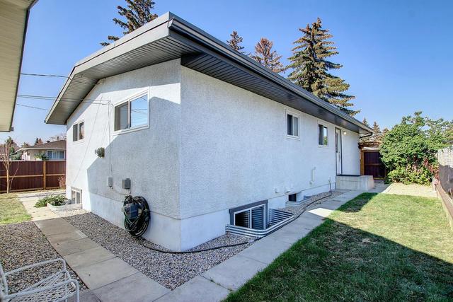 649 Agate Crescent Se, House detached with 5 bedrooms, 2 bathrooms and 2 parking in Calgary AB | Image 20