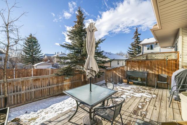 52 Shawbrooke Court Sw, Home with 3 bedrooms, 1 bathrooms and 2 parking in Calgary AB | Image 25