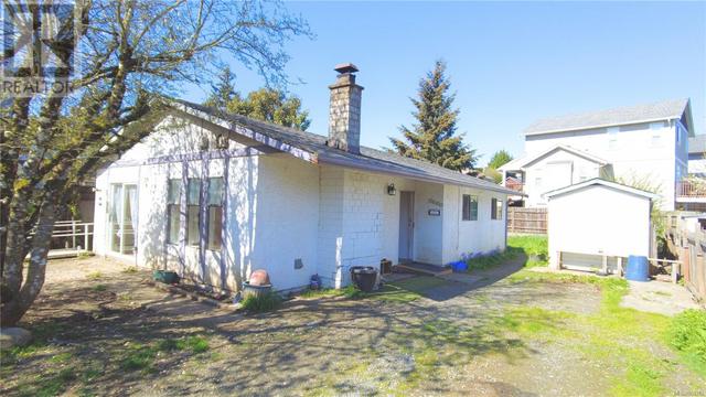 2664 Deville Rd, House detached with 3 bedrooms, 1 bathrooms and null parking in Langford BC | Image 5