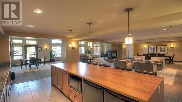 411 - 1089 Sunset Drive, Condo with 1 bedrooms, 1 bathrooms and 1 parking in Kelowna BC | Image 16