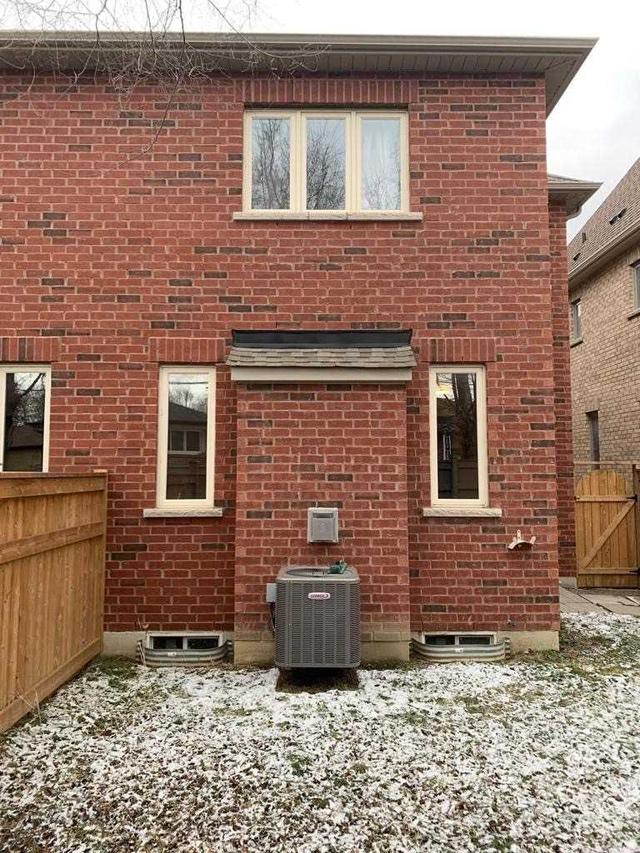 16 Goldthread Terr, House semidetached with 4 bedrooms, 3 bathrooms and 2 parking in Toronto ON | Image 27