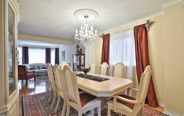 343 Bristol Rd W, House detached with 4 bedrooms, 4 bathrooms and 5 parking in Mississauga ON | Image 37