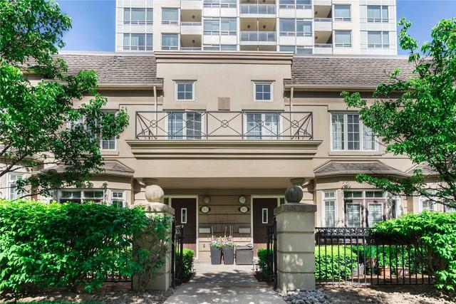 th22 - 2 Rean Dr, Townhouse with 2 bedrooms, 3 bathrooms and 2 parking in Toronto ON | Image 1