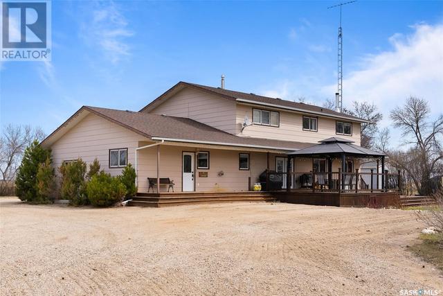 158 Acres With House & Yard   Fuessel, House detached with 5 bedrooms, 4 bathrooms and null parking in Longlaketon No. 219 SK | Image 44