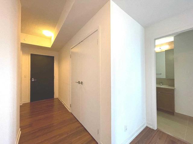 2220 - 98 Lillian St, Condo with 2 bedrooms, 2 bathrooms and 1 parking in Toronto ON | Image 23