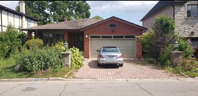 19 Walford Rd, House detached with 3 bedrooms, 4 bathrooms and 1 parking in Toronto ON | Image 2