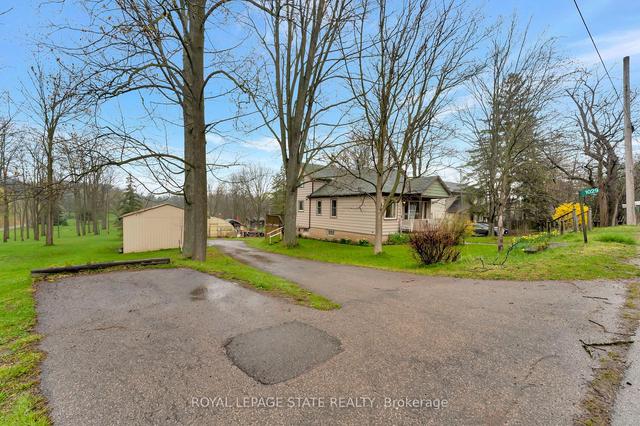 1029 Lower Lions Club Rd, Home with 3 bedrooms, 1 bathrooms and 10 parking in Hamilton ON | Image 30