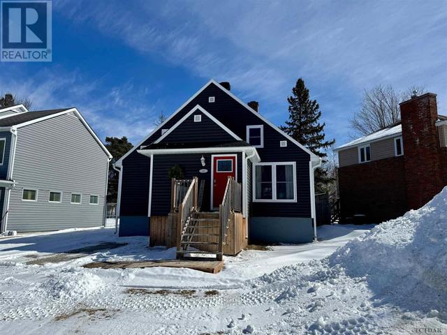 16 Devonshire St, House detached with 5 bedrooms, 2 bathrooms and null parking in Kapuskasing ON | Image 50