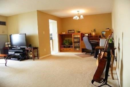 2509 - 550 Webb Dr, Condo with 2 bedrooms, 1 bathrooms and 1 parking in Mississauga ON | Image 3