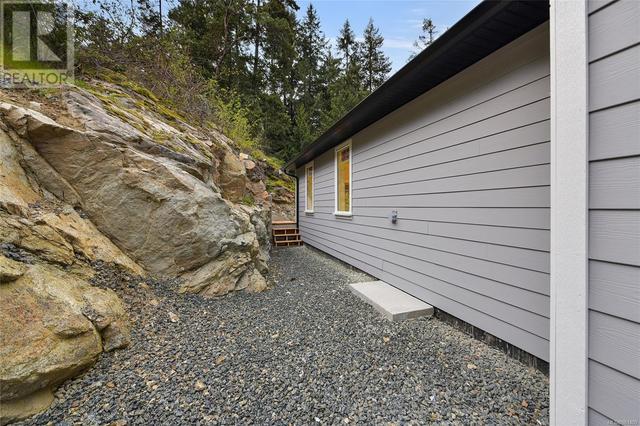 2104 Longspur Dr, House detached with 5 bedrooms, 3 bathrooms and 3 parking in Langford BC | Image 29