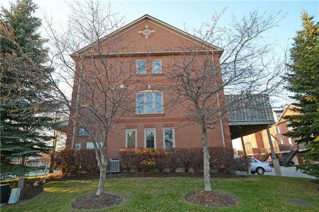 8 - 3895 Doug Leavens Blvd, Townhouse with 2 bedrooms, 1 bathrooms and 1 parking in Mississauga ON | Image 3