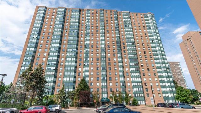 314 - 135 Hillcrest Avenue, House attached with 2 bedrooms, 1 bathrooms and null parking in Mississauga ON | Image 2