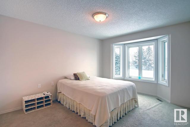 6584 158 Av Nw, House attached with 3 bedrooms, 2 bathrooms and null parking in Edmonton AB | Image 17