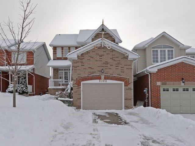 1002 Summitview Cres, House detached with 3 bedrooms, 3 bathrooms and 4 parking in Oshawa ON | Image 1
