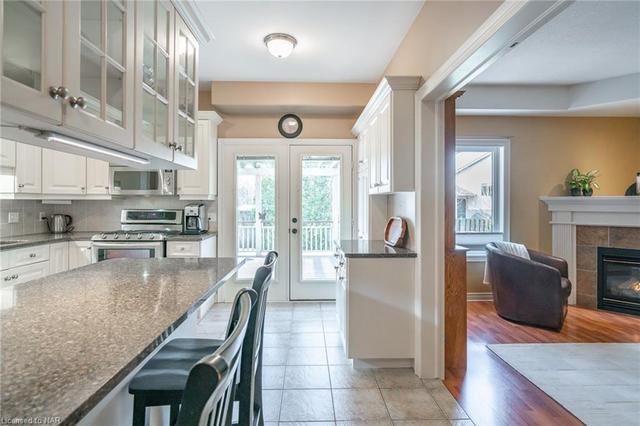 55 Nicholas Drive, House detached with 4 bedrooms, 4 bathrooms and 4 parking in St. Catharines ON | Image 12