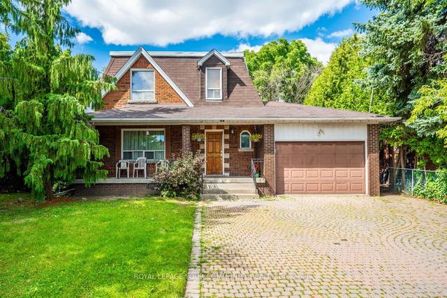 248 Rustic Rd, House detached with 5 bedrooms, 3 bathrooms and 6 parking in Toronto ON | Image 23
