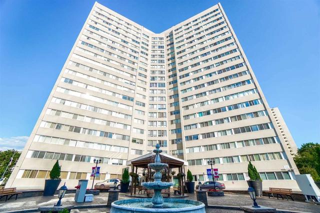 501 - 3695 Kaneff Cres, Condo with 2 bedrooms, 2 bathrooms and 1 parking in Mississauga ON | Image 1