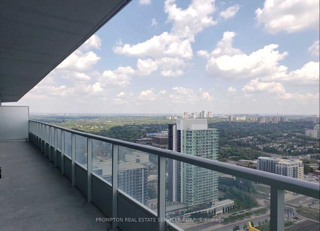 2102 - 117 Mcmahon Dr, Condo with 3 bedrooms, 2 bathrooms and 1 parking in Toronto ON | Image 16