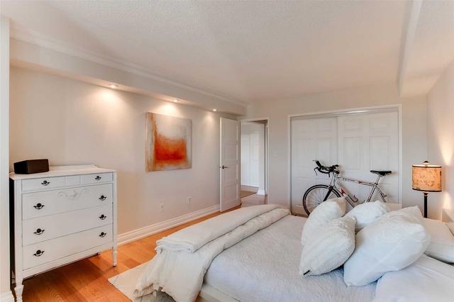 1807 - 260 Scarlett Rd, Condo with 1 bedrooms, 1 bathrooms and 1 parking in Toronto ON | Image 16