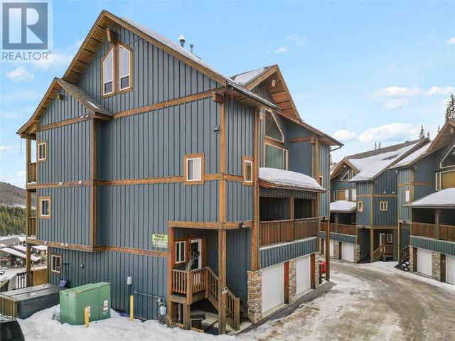 11 - 306 Creekview Road, House attached with 2 bedrooms, 1 bathrooms and 1 parking in Okanagan Similkameen I BC | Image 2