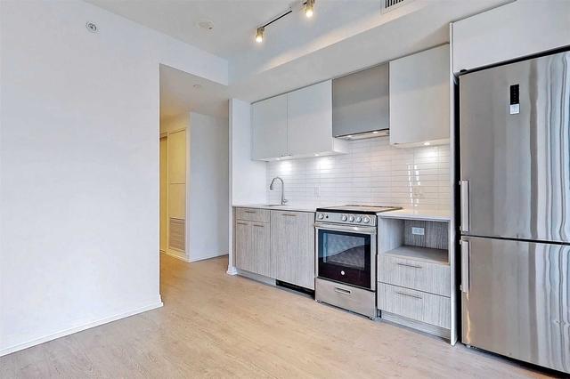 2905 - 251 Jarvis St, Condo with 2 bedrooms, 2 bathrooms and 0 parking in Toronto ON | Image 2