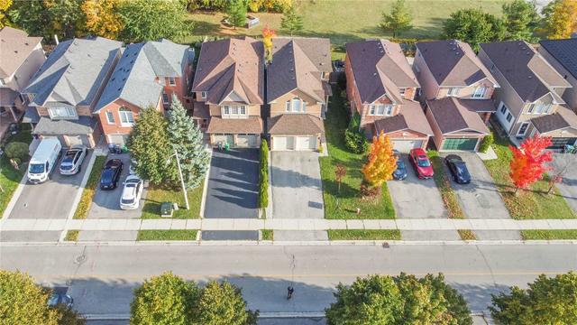 3826 Forest Bluff Cres, House detached with 3 bedrooms, 4 bathrooms and 6 parking in Mississauga ON | Image 25